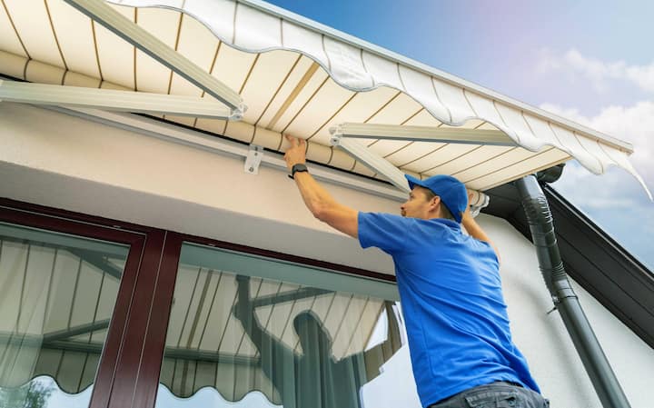 Roanoke local awning installers