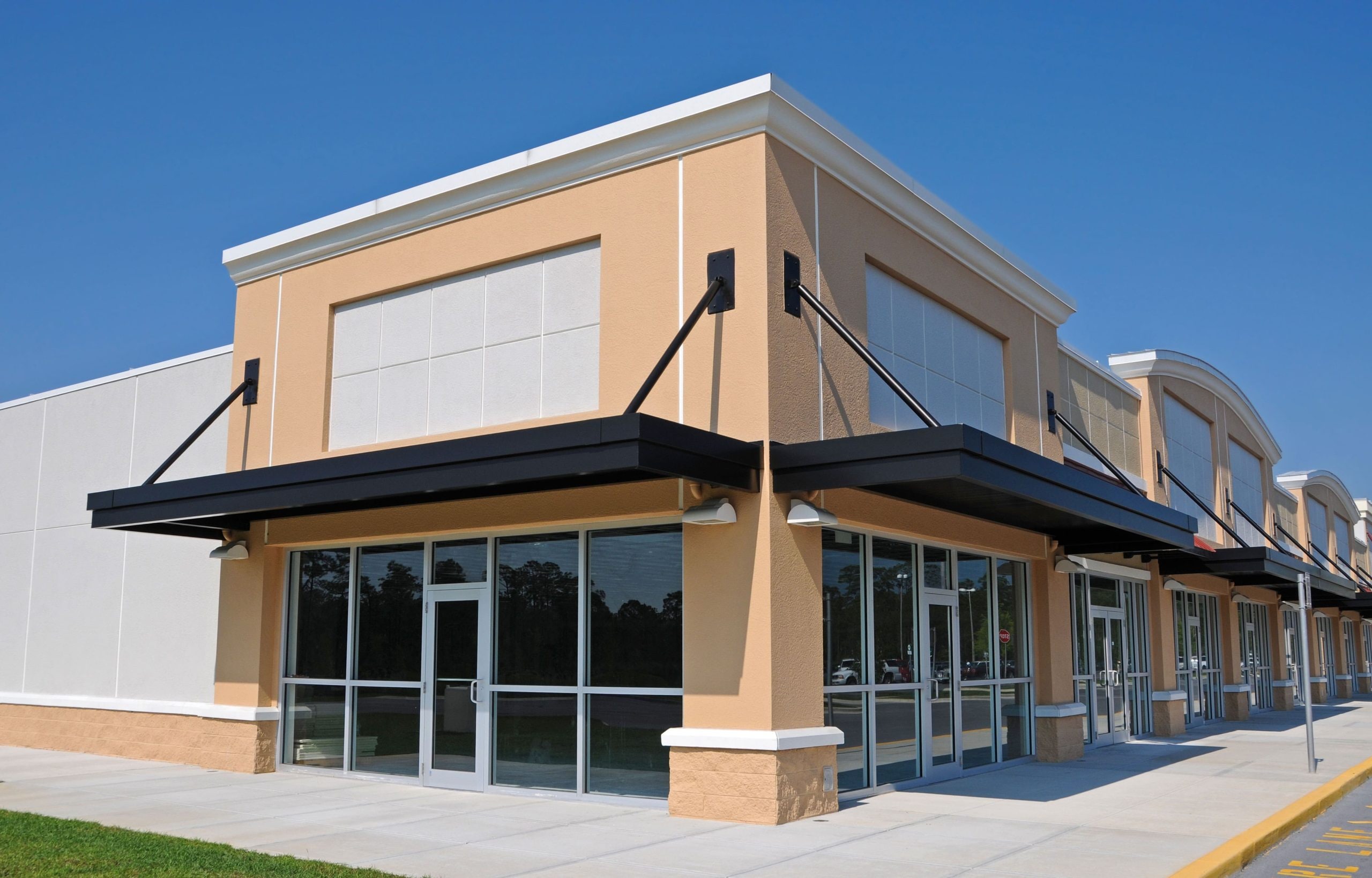 Durable commercial awning installation in Roanoke